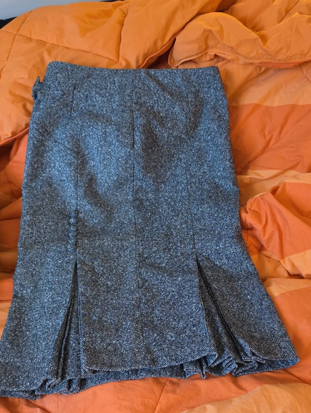 Moda International Gray Tweed Pencil Skirt with Pleated Hem